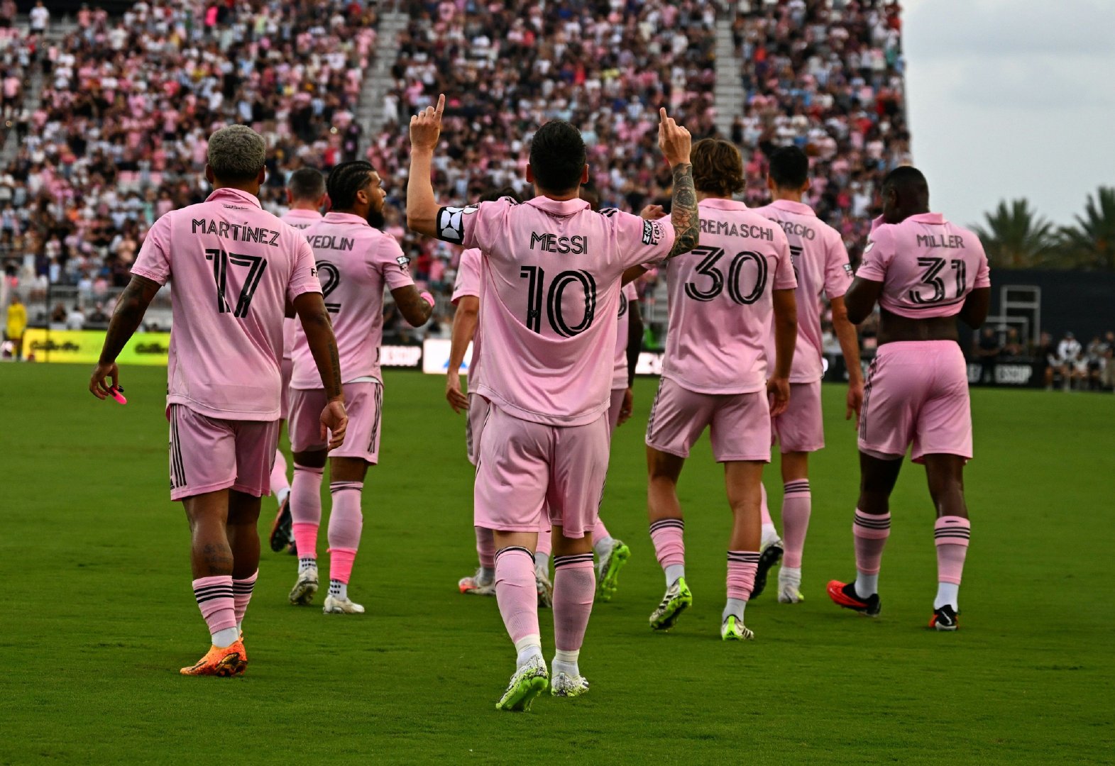 里程碑夜！亚特兰大战术微调，CBA常规赛赛前刷纪录，震撼外界，临场指挥获称赞的简单介绍